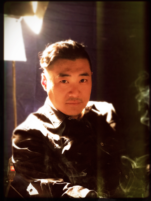 李伟