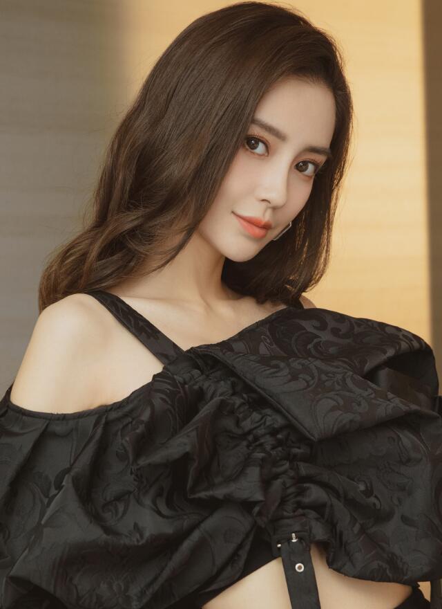 杨颖