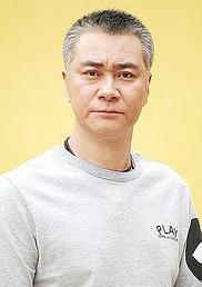 屈刚