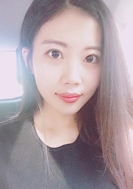 李诗萌